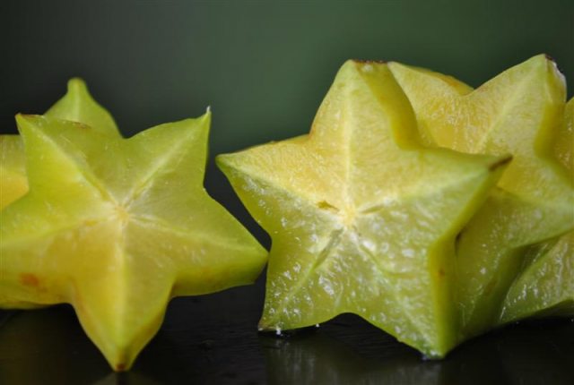 sliced-carambolas