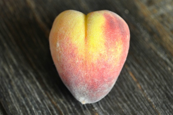 heart-shaped-peach