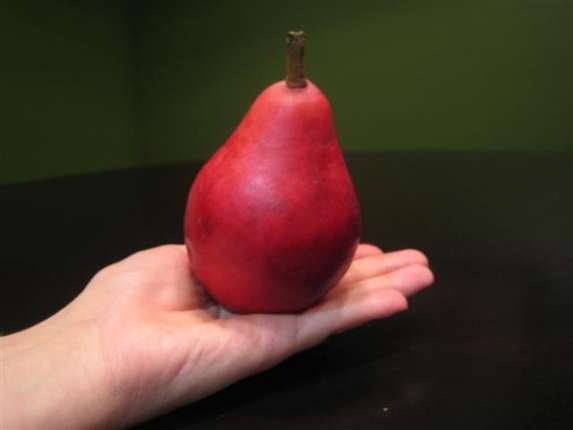 starkrimson-pear-whole